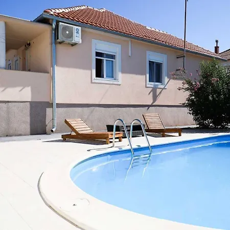 Holiday home House In With Balcony, Air Conditioning, W-lan, Washing Machine *