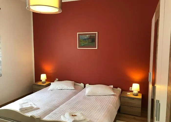 House In With Balcony, Air Conditioning, W-lan, Washing Machine *