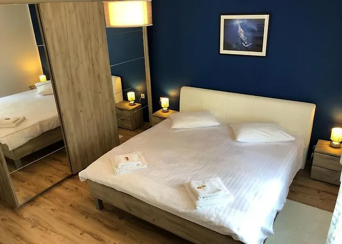 House In With Balcony, Air Conditioning, W-lan, Washing Machine