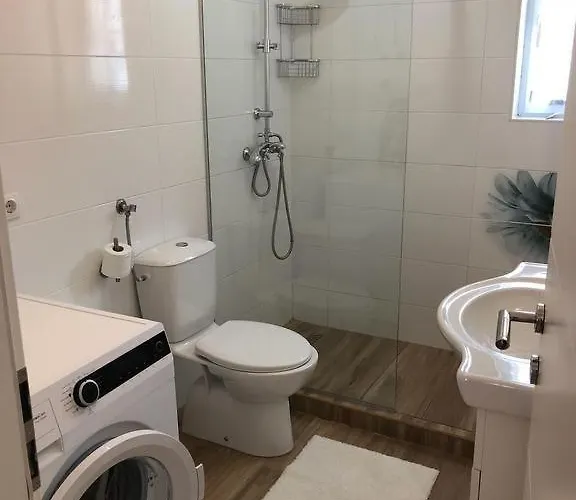 House In With Balcony, Air Conditioning, W-lan, Washing Machine *