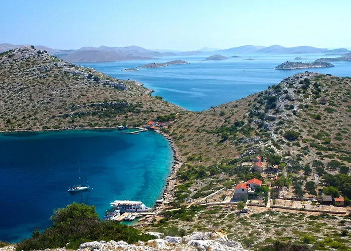 House In With Balcony, Air Conditioning, W-lan, Washing Machine * Zadar